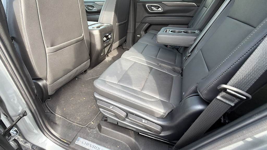 Thumbnail: 2023 Chevrolet Tahoe - 10