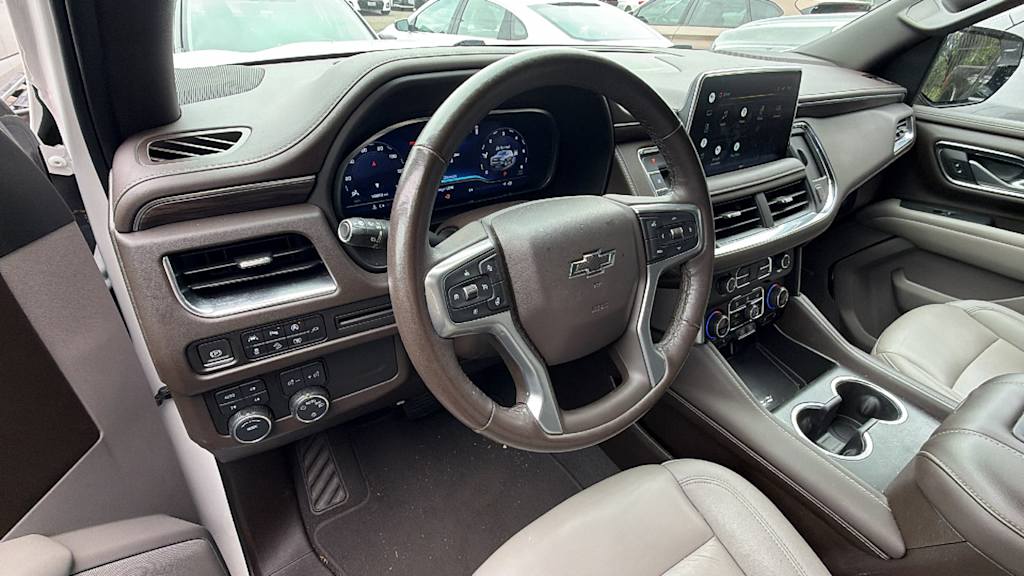 Thumbnail: 2022 Chevrolet Tahoe - 2