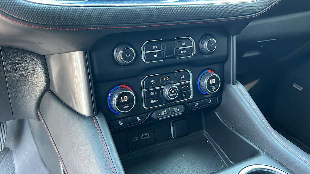 2022 Chevrolet Tahoe RST 21