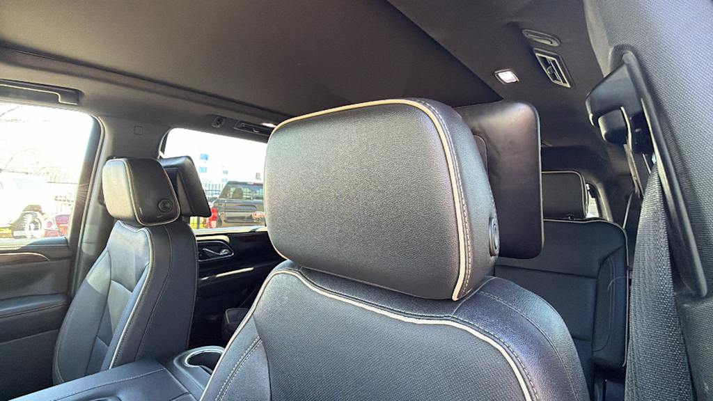 Thumbnail: 2023 Chevrolet Tahoe - 10