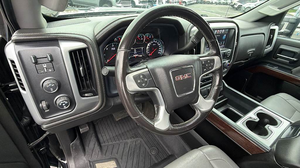 Thumbnail: 2018 GMC Sierra 2500 - 2