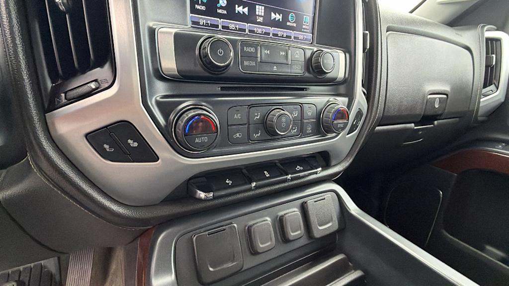 Thumbnail: 2018 GMC Sierra 2500 - 15