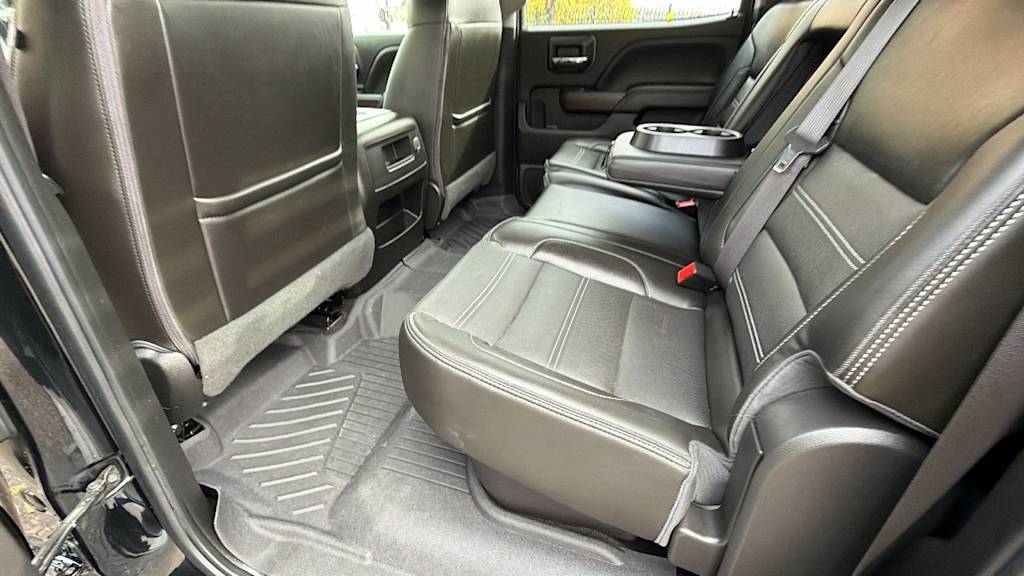 Thumbnail: 2017 GMC Sierra 2500 - 11