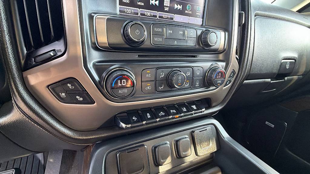 Thumbnail: 2017 GMC Sierra 2500 - 13