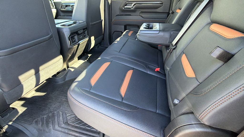Thumbnail: 2024 GMC Sierra 2500 - 12