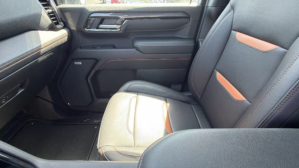 Thumbnail: 2024 GMC Sierra 2500 - 11