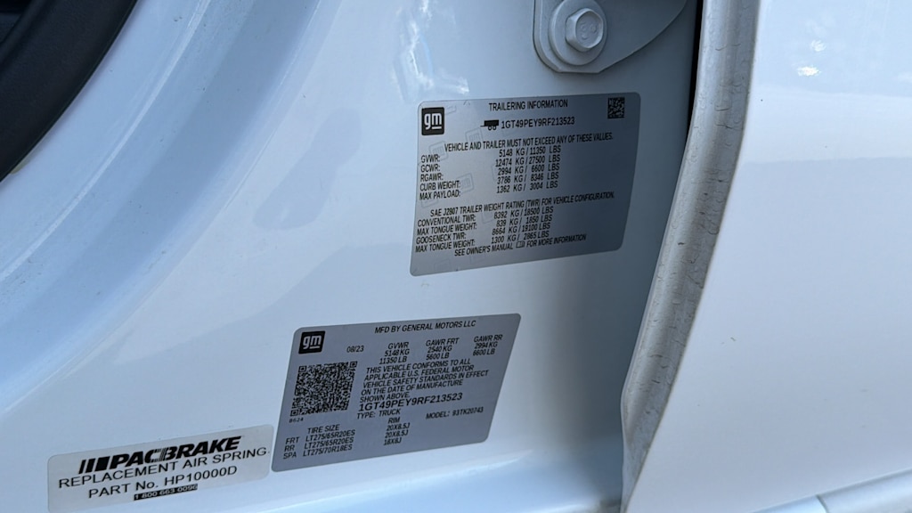 Thumbnail: 2024 GMC Sierra 2500 - 17