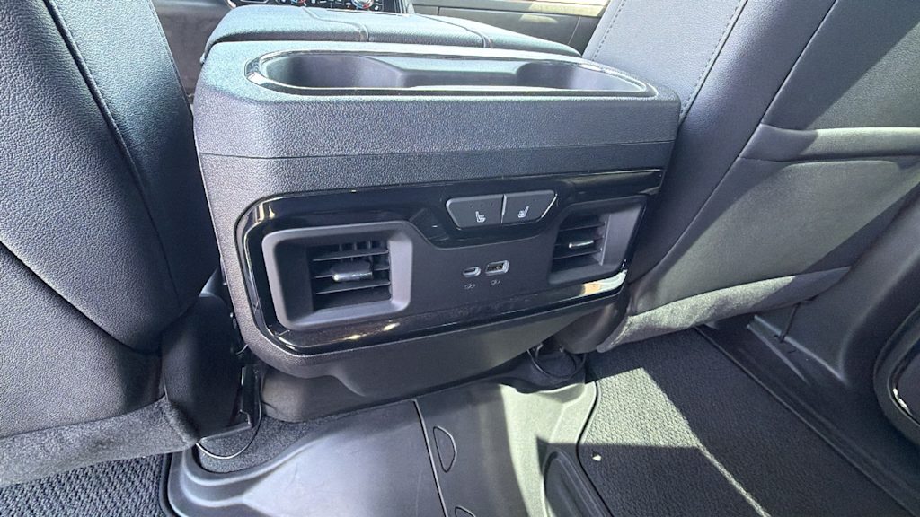 Thumbnail: 2024 GMC Sierra 2500 - 30