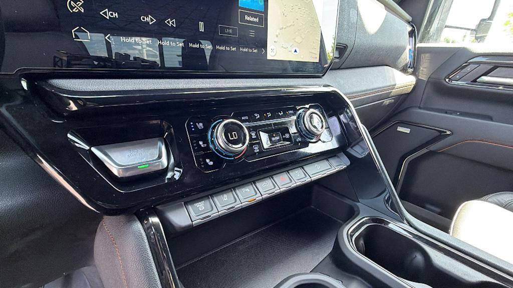 Thumbnail: 2024 GMC Sierra 2500 - 22