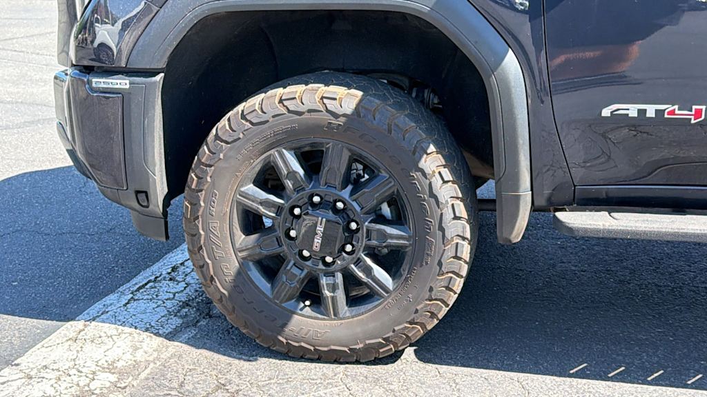 Thumbnail: 2024 GMC Sierra 2500 - 8