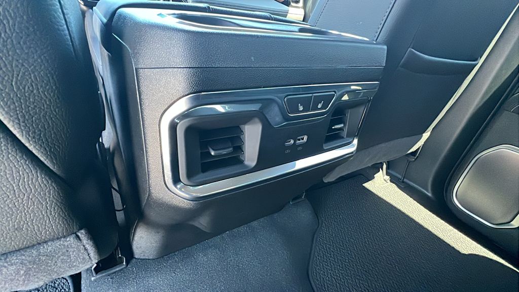 Thumbnail: 2025 GMC Sierra 2500 - 30