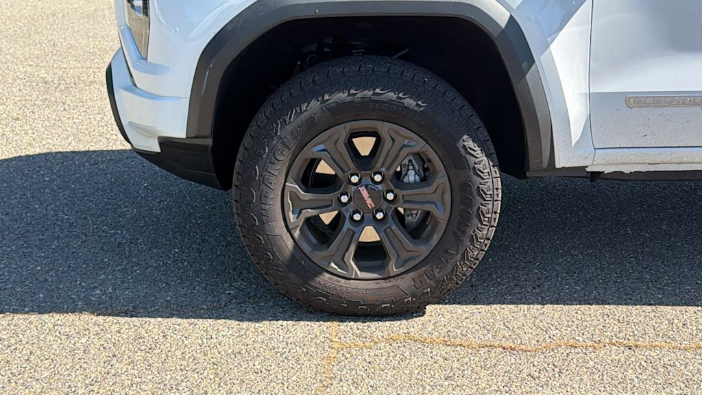 Thumbnail: 2025 GMC Canyon - 8