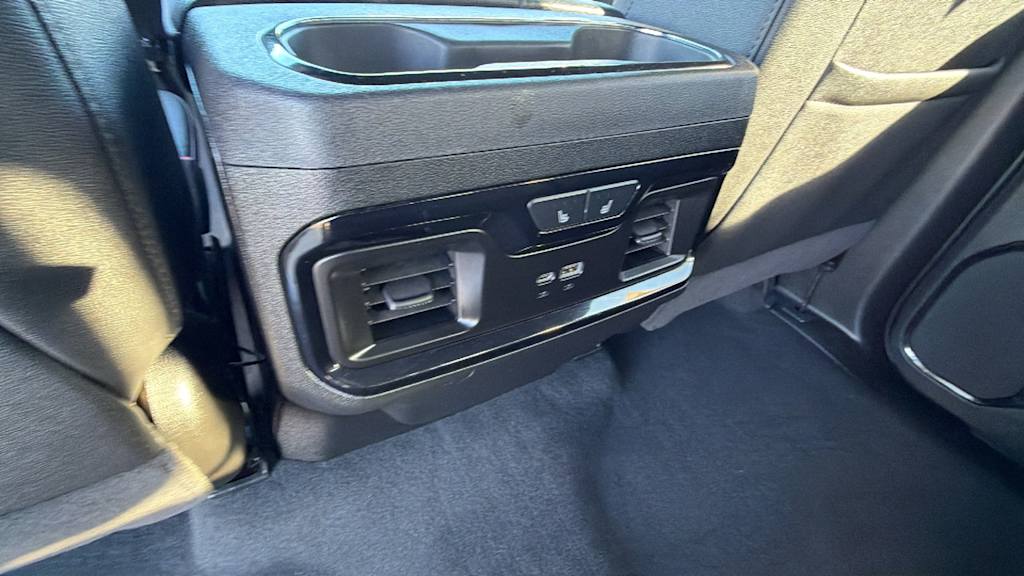 Thumbnail: 2025 GMC Sierra 1500 - 28