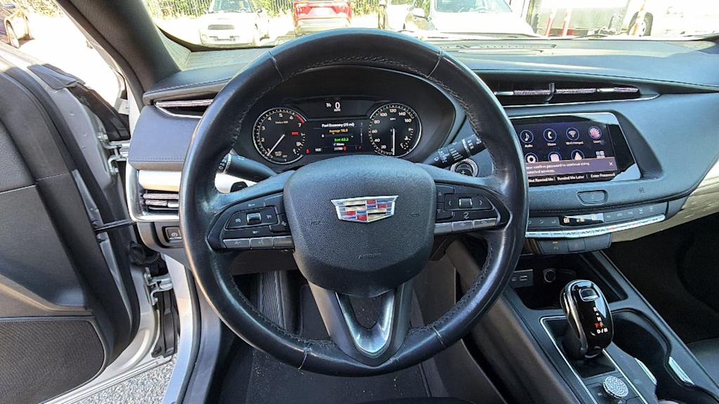 Thumbnail: 2020 Cadillac XT4 - 8