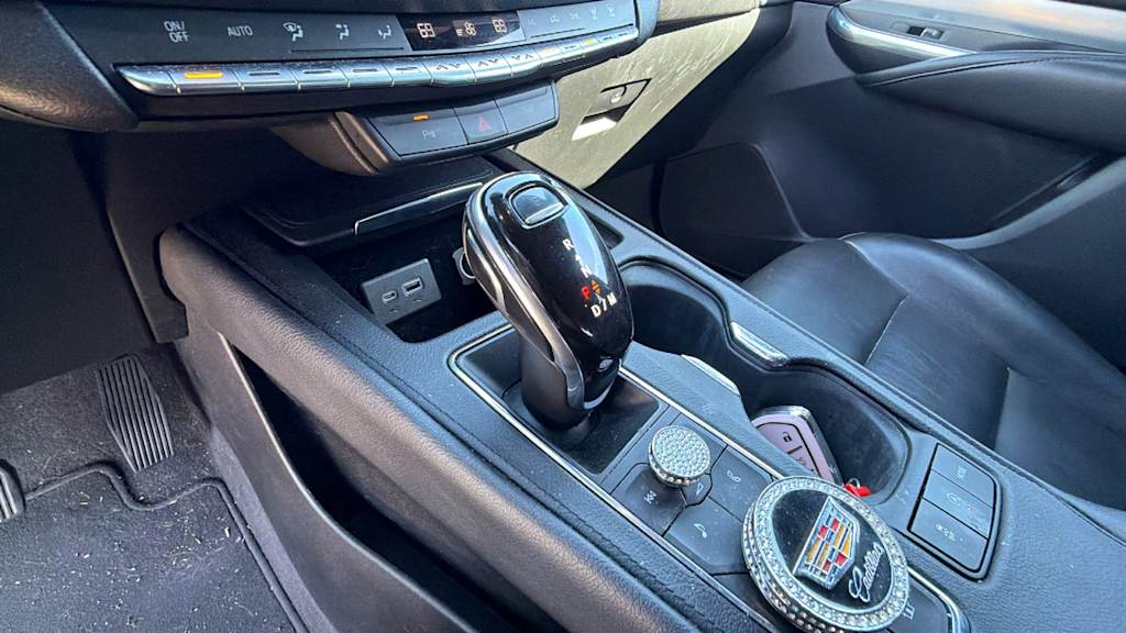 Thumbnail: 2020 Cadillac XT4 - 13