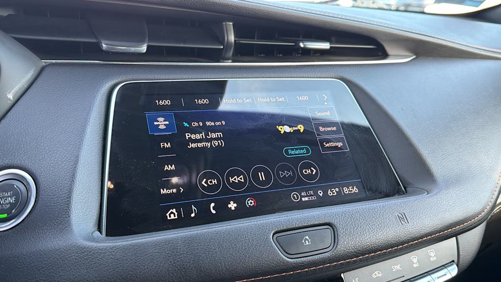 Thumbnail: 2021 Cadillac XT4 - 13