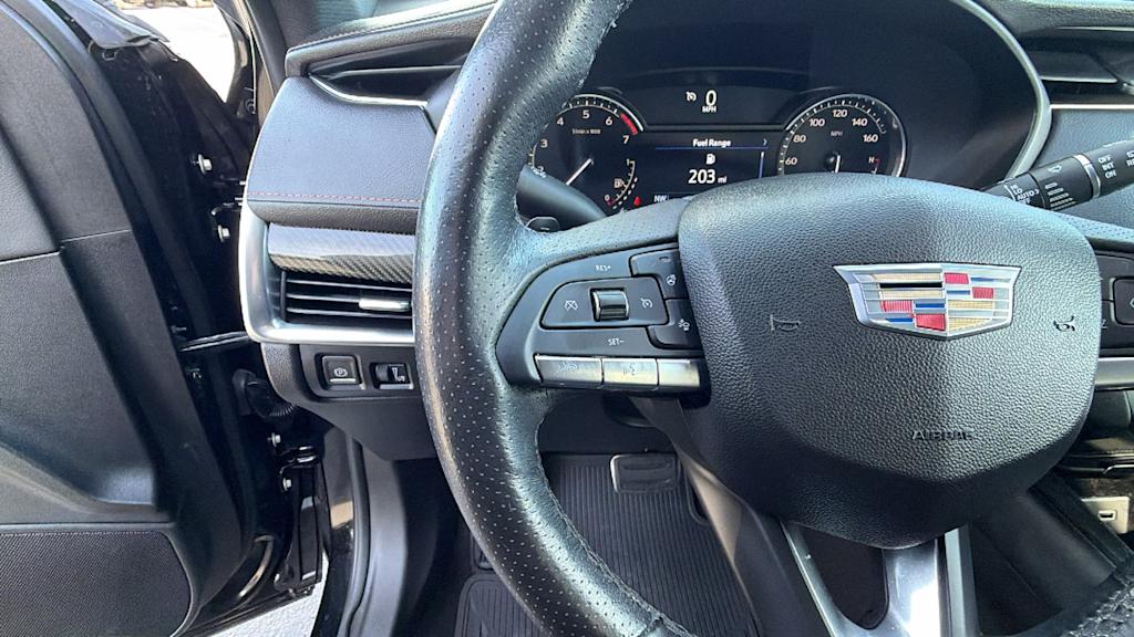 Thumbnail: 2021 Cadillac XT4 - 11
