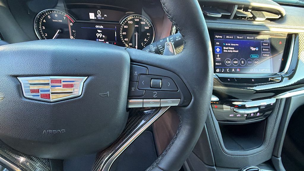 Thumbnail: 2020 Cadillac XT6 - 26