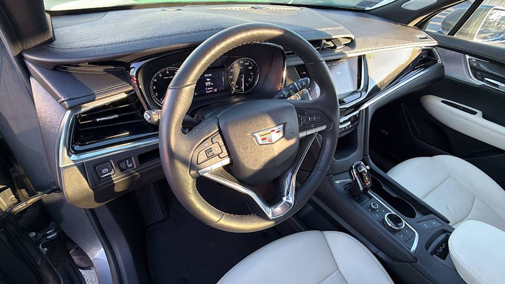 Thumbnail: 2020 Cadillac XT6 - 2