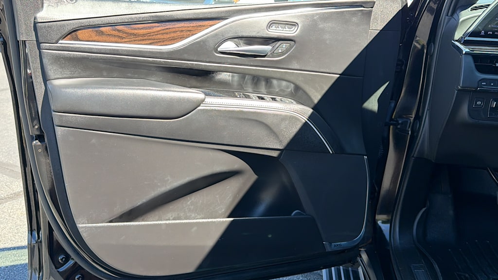 Thumbnail: 2023 Cadillac Escalade - 27