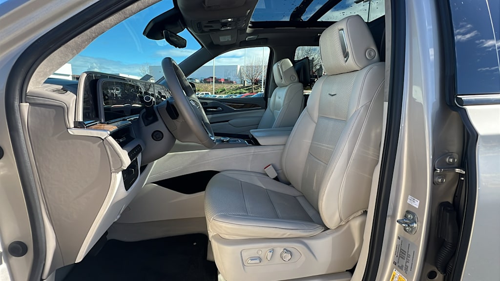 2022 Cadillac Escalade Sport Platinum 11