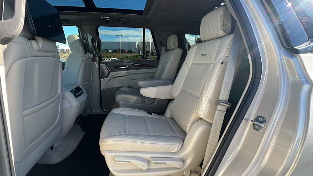 2022 Cadillac Escalade Sport Platinum 18