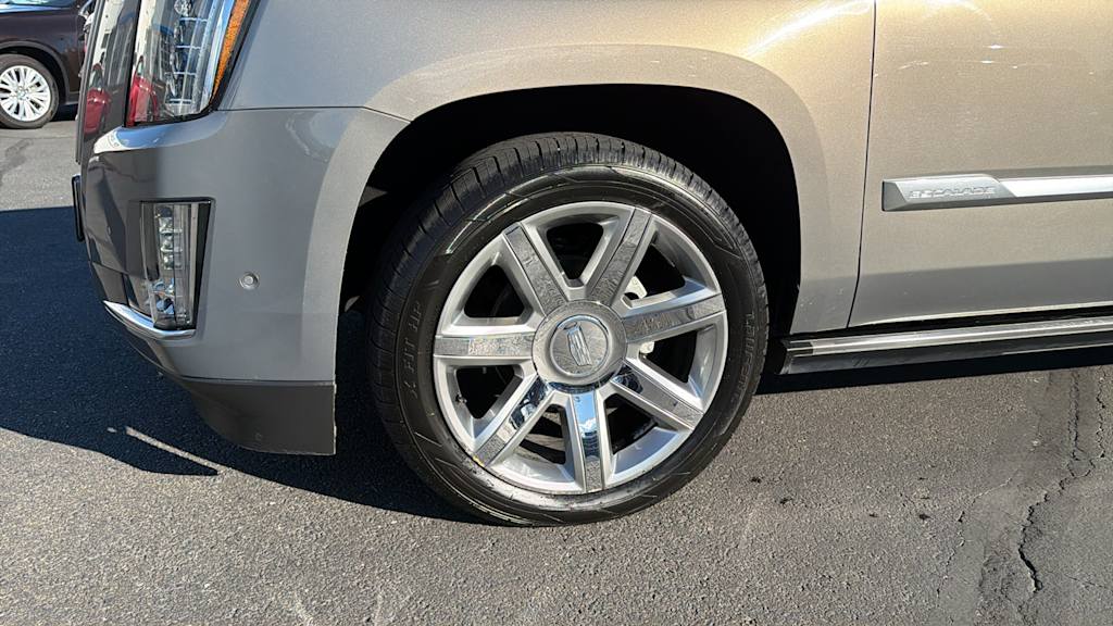 Thumbnail: 2019 Cadillac Escalade - 8