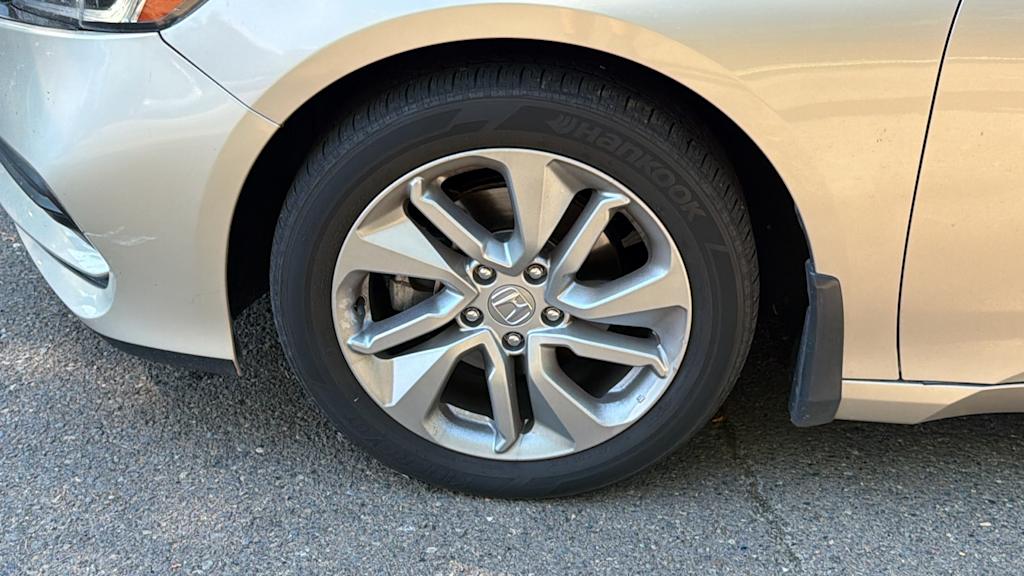 Thumbnail: 2019 Honda Accord - 8
