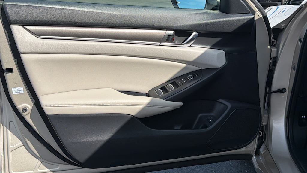 Thumbnail: 2019 Honda Accord - 28