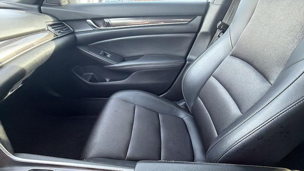 Thumbnail: 2022 Honda Accord - 10