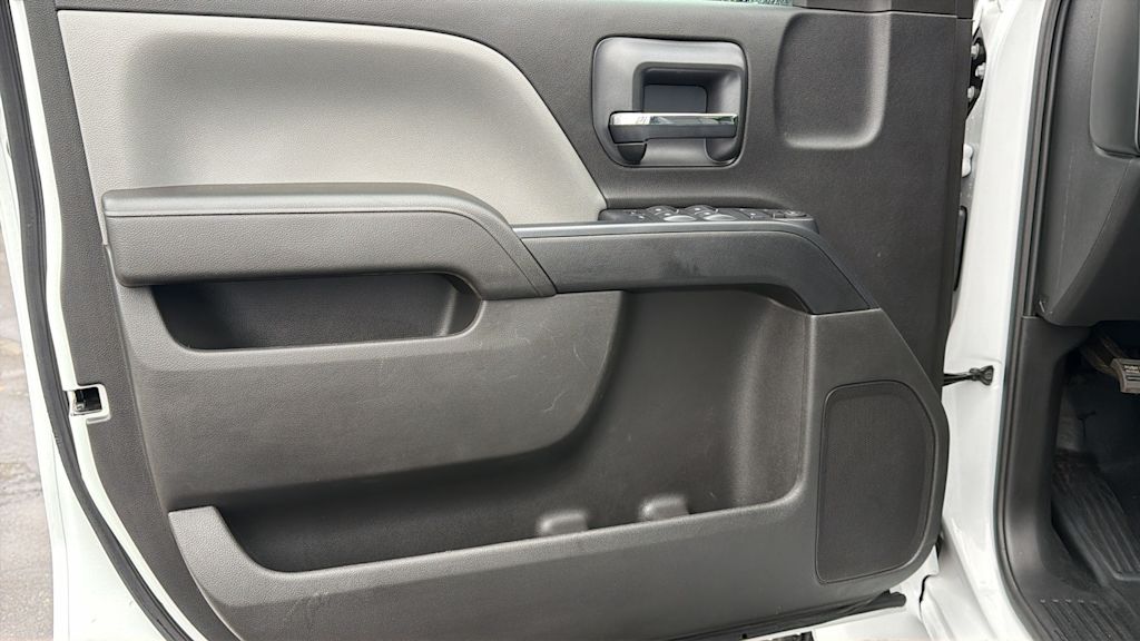 Thumbnail: 2024 Chevrolet  - 28