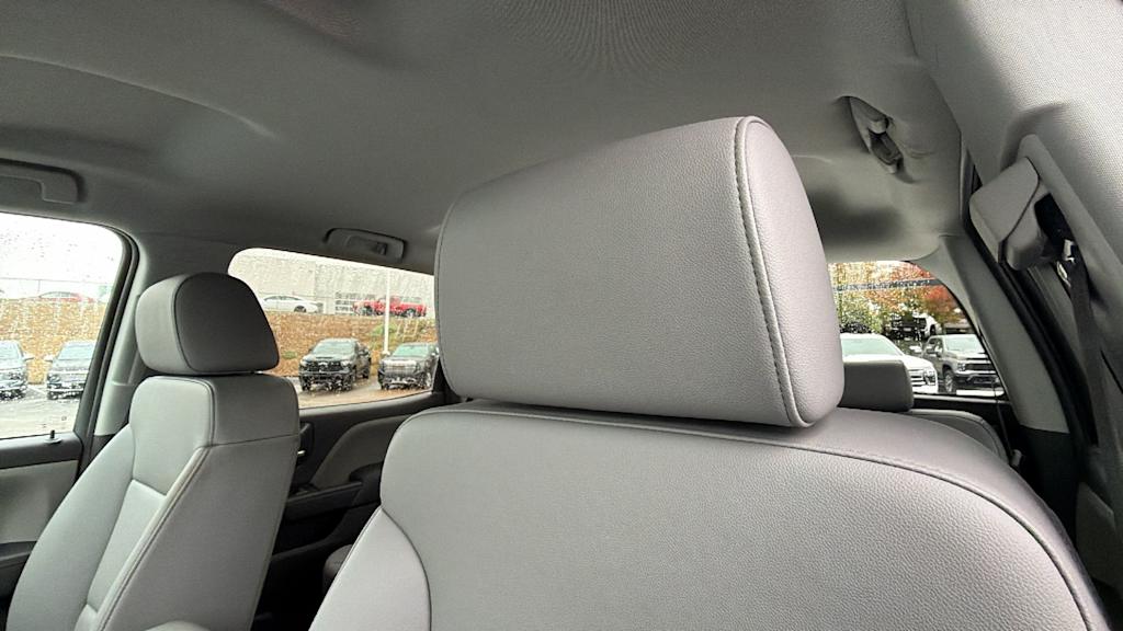 Thumbnail: 2024 Chevrolet  - 9