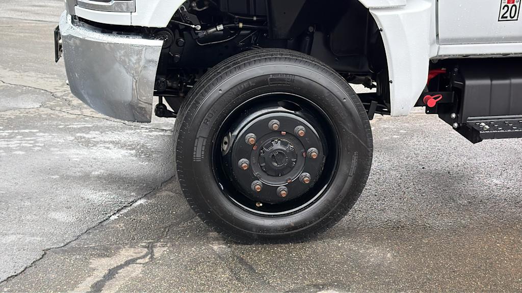 Thumbnail: 2024 Chevrolet  - 7