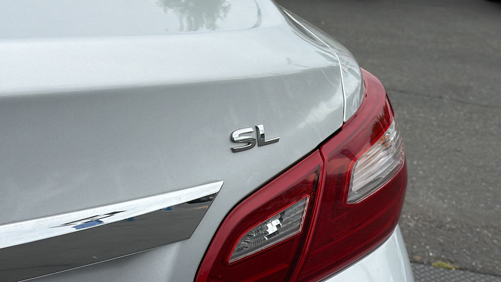 Thumbnail: 2018 Nissan Altima - 7