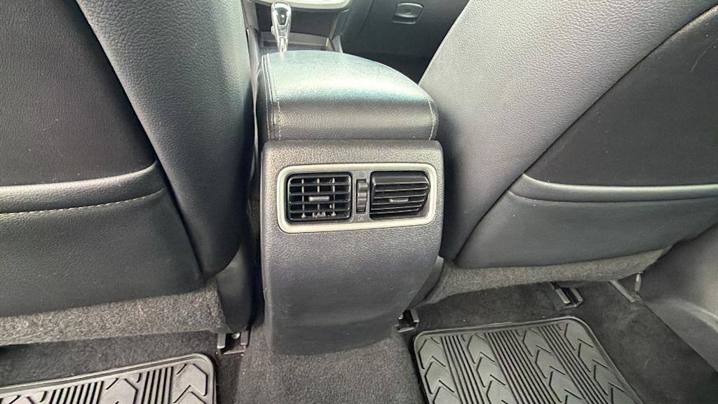 Thumbnail: 2018 Nissan Altima - 29