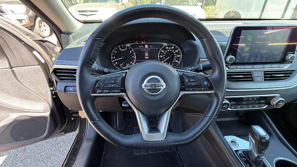 Thumbnail: 2019 Nissan Altima - 9