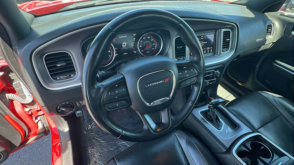 2022 Dodge Charger SXT 2