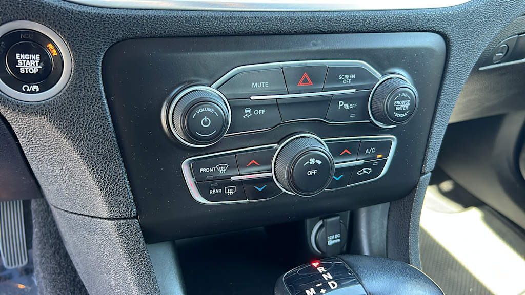 2022 Dodge Charger SXT 22