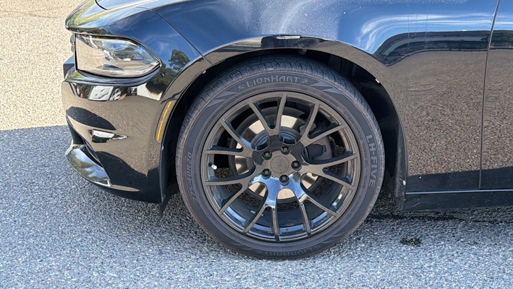 Thumbnail: 2020 Dodge Charger - 7