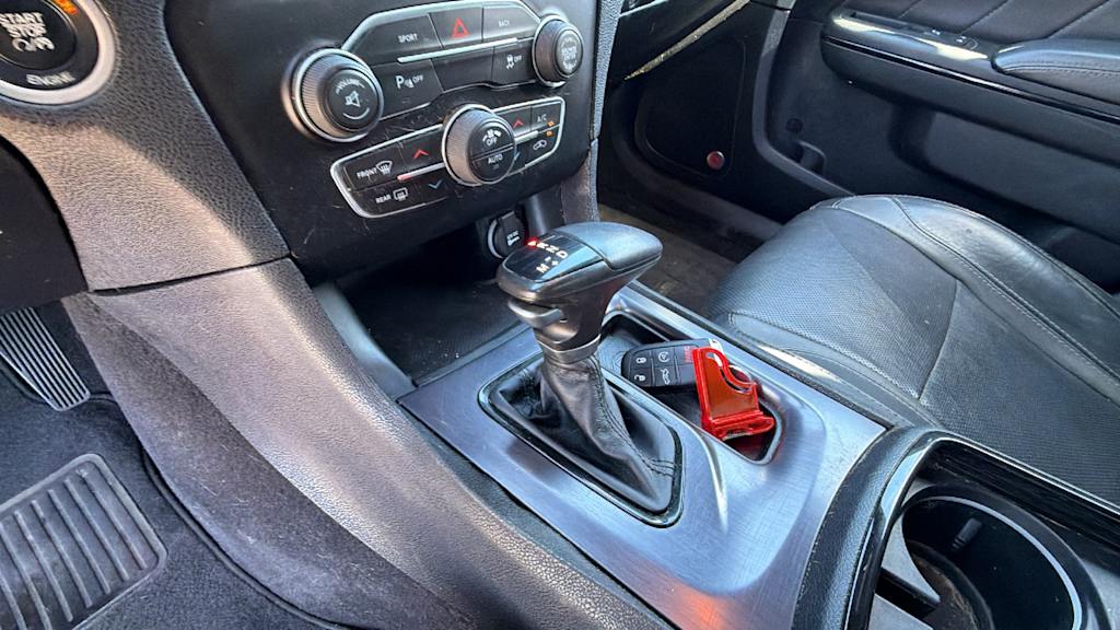 Thumbnail: 2016 Dodge Charger - 13