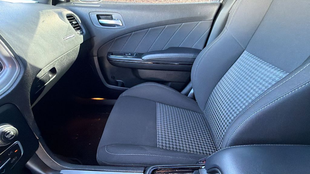 Thumbnail: 2023 Dodge Charger - 6