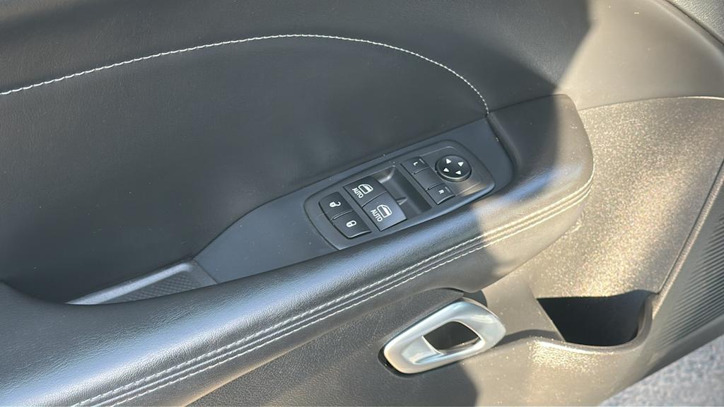 Thumbnail: 2019 Dodge Challenger - 26