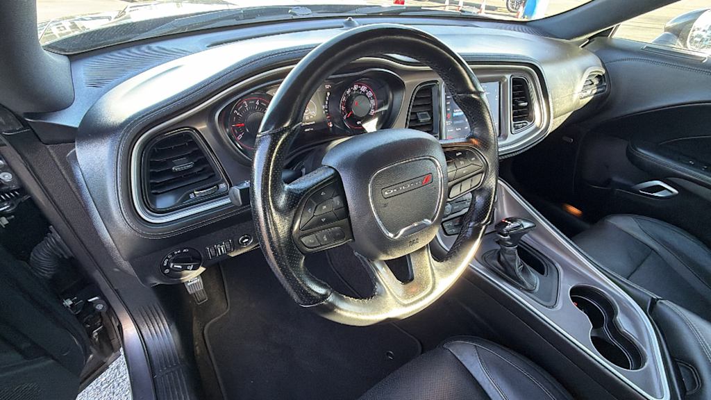 Thumbnail: 2022 Dodge Challenger - 2