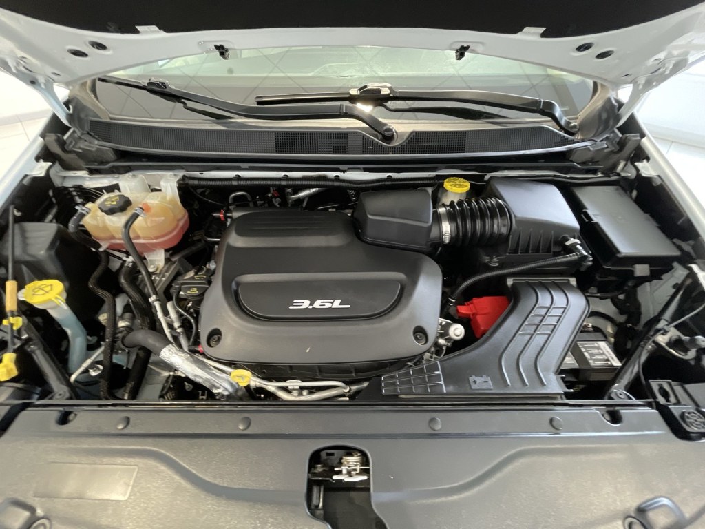 2017 Chrysler Pacifica LX 9