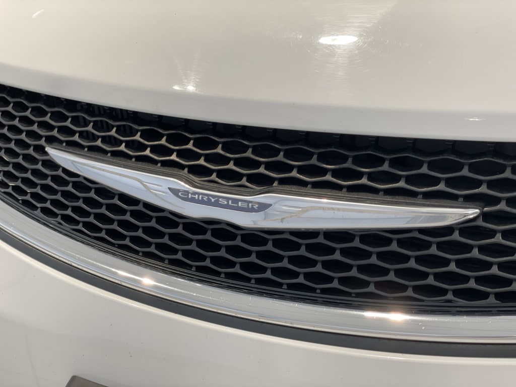 2017 Chrysler Pacifica LX 7