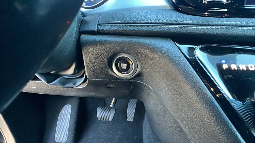 Thumbnail: 2021 Chrysler Pacifica - 26