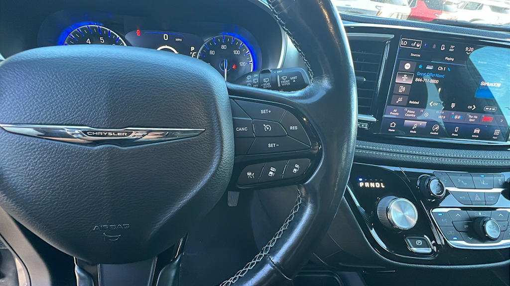 Thumbnail: 2021 Chrysler Pacifica - 28