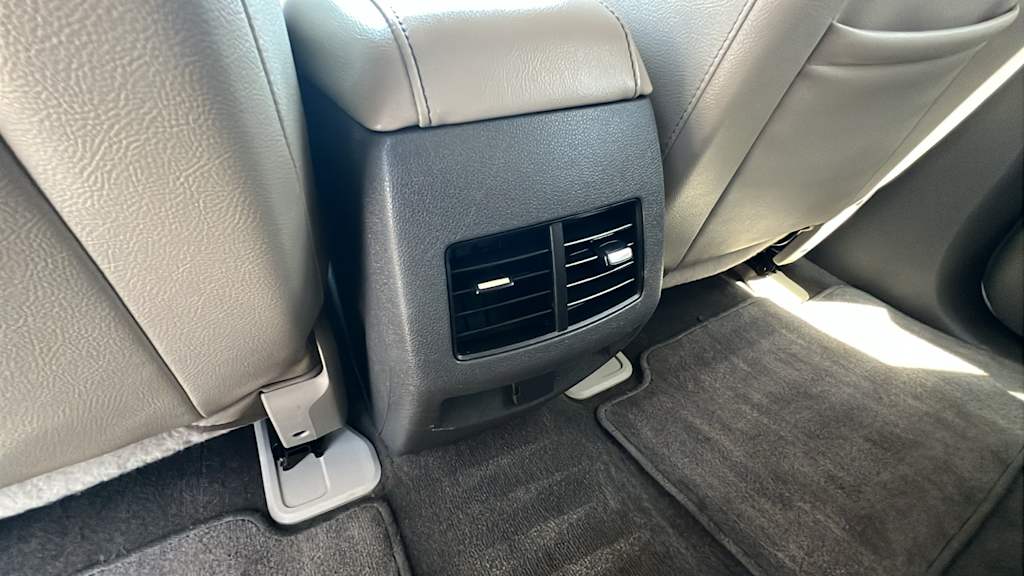 2014 Ford Edge Limited 30