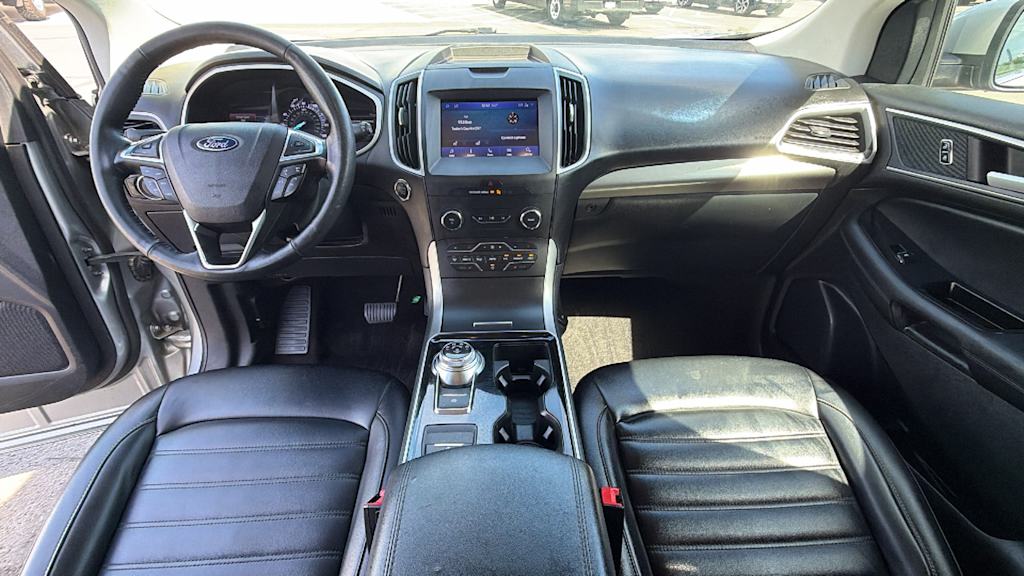 Thumbnail: 2020 Ford Edge - 13