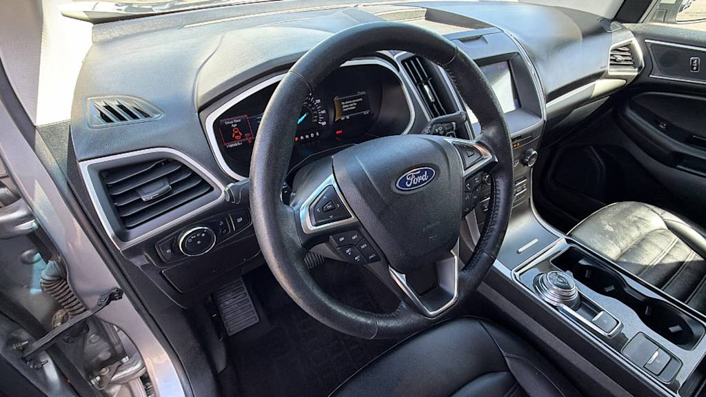 Thumbnail: 2020 Ford Edge - 2
